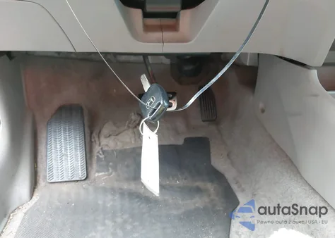 2010 Honda Insight Lx z USA, uszkodzony, nr VIN JHMZE2H50AS042743